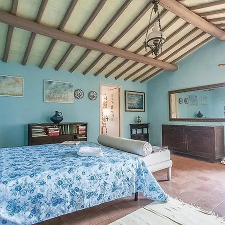 4 Bedroom Awesome In Di Narni Tr Дом отдыха San Vito (Umbria)